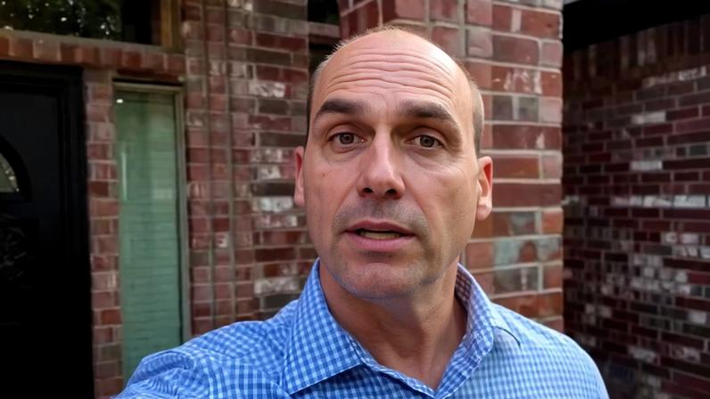 Eduardo Bolsonaro está nos EUA desde o início do ano passado e pressiona por sanções contra o Brasil e autoridades nacionais - (crédito: RS/Fotos Públicas)