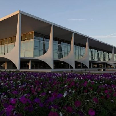 Governo realiza reunião ministerial em meio a tensões com os EUA