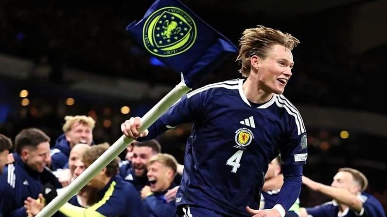 O meio-campista escocês Scott McTominay jogou todos os minutos das duas últimas Eurocopas e marcou contra a Suíça em 2024
