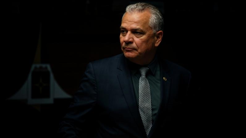 Na última vez em que subiu à tribuna da Casa, na terça-feira passada, Daniel de Castro se exaltou ao alegar falta de iniciativa do governo para resolver a questão da regularização fundiária no Trecho 2 de Vicente Pires - (crédito: Carlos Gandra/Agência CLDF)