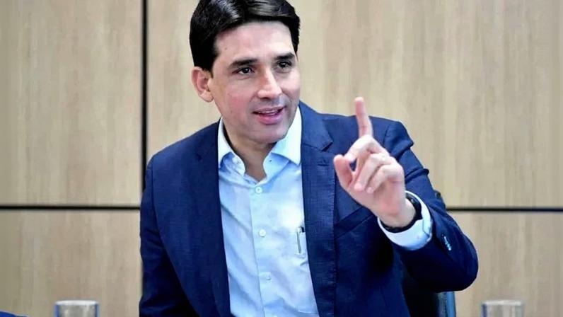 Entre as medidas adotadas para reduzir a pressão sobre os custos do setor, o ministro citou a isenção de PIS e Cofins sobre o querosene de aviação (QAV), além da criação de uma linha de crédito de R$ 1 bilhão voltada às aéreas - (crédito: Secom/MPA)