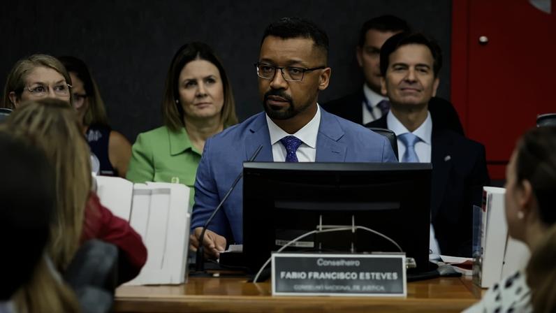 Conselheiro Fabio Esteves, que relatou a ação sobre as regras para os influenciadores mirins - (crédito: Romulo Serpa/CNJ)