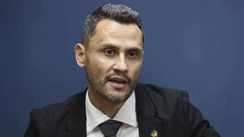 O mistério de Cleitinho e a pressa de Flávio em fechar um palanque em Minas Gerais - (crédito: Foto: Júlio Dutra/Republicanos)