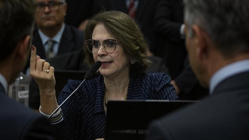 Comissão Parlamentar Mista de Inquérito do INSS - 2025 (CPMI - INSS) realiza reunião deliberativa para apresentação e apreciação do relatório final. Nesta quinta-feira (26) os ministros do Supremo Tribunal Federal (STF) decidiram por 8 votos a 2 rejeitar a prorrogação do colegiado, que tem até sábado (28) para finalizar seus trabalhos. O objetivo da comissão é investigar fraudes no Instituto Nacional do Seguro Social (INSS), envolvendo descontos irregulares em benefícios de aposentados e pensionistas. A CPMI é formada por senadores e deputados, num total de 32 titulares e igual número de suplentes. Em pronunciamento, a bancada, senadora Damares Alves (Republicanos-DF)...Foto: Andressa Anholete/Agência Senado
