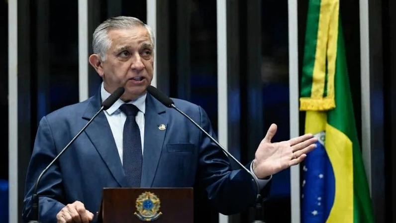 Segundo Izalci, o tamanho do PL exige uma candidatura própria ao GDF - (crédito: Andressa Anholete/Agência Senad)