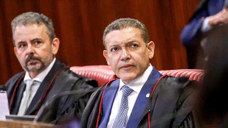Nunes Marques ressaltou haver "suspeitas de indução ao eleitor" nos questionamentos feitos na pesquisa - (crédito: Luiz Roberto/TSE)