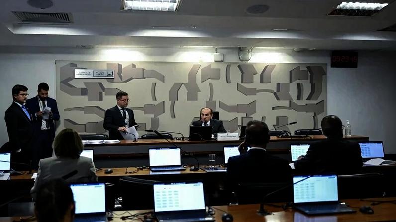 O novo valor representa um aumento de R$ 10.026 em relação ao piso atual, de R$ 3.636 - (crédito: Saulo Cruz/Agência Senado)
