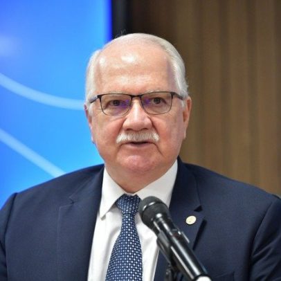 CNJ adia votação sobre fim da aposentadoria compulsória de juízes