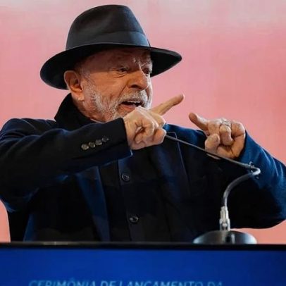 Lula não lê nominata em cerimônia e cita período eleitoral