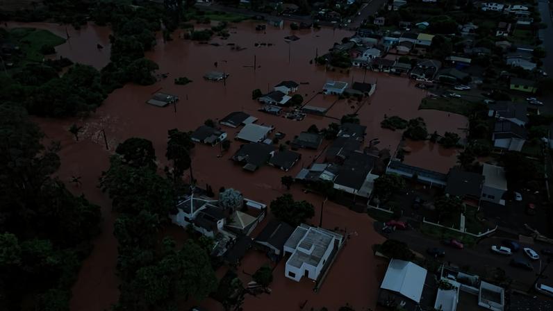 O Sul precisa organizar suas defesas civis para volumes excessivos de chuva - (crédito: Defesa Civil PR/Divulgação)