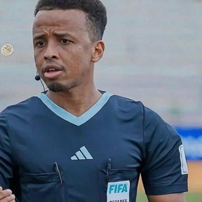 Fifa confirma corte de árbitro africano barrado nos EUA
