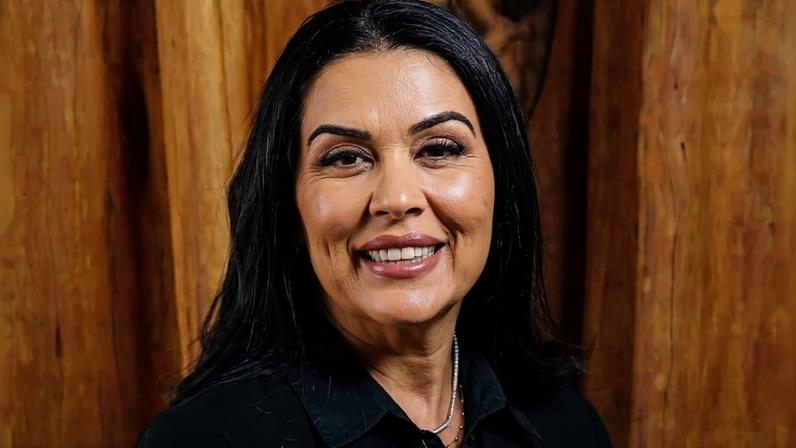 Priscila Rodovalho Cunha, psicóloga e autora, aplica a filosofia Kintsugi para reconstruir relacionamentos em crise - (crédito: Divulgação)