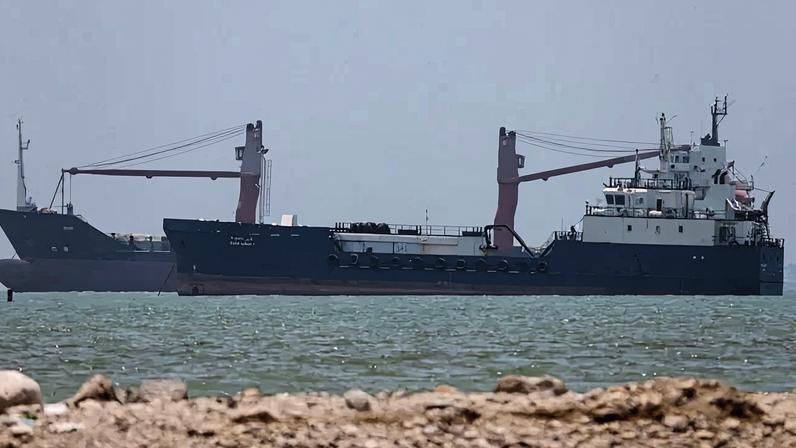 Menos de 24 horas após anúncio de um novo cessar-fogo entre Israel e Hezbollah, pelo menos 20 pessoas foram mortas em ataques israelenses no sul do Líbano, segundo relatos