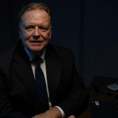 Projeto de lei amplia permanência de servidores aposentados em P&D