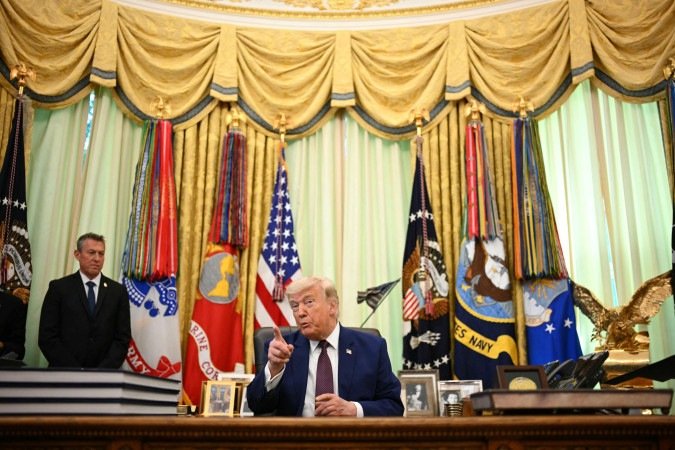 Câmara dos Representantes dos EUA aprovou resolução que limita os poderes bélicos de Trump - (crédito: AFP)