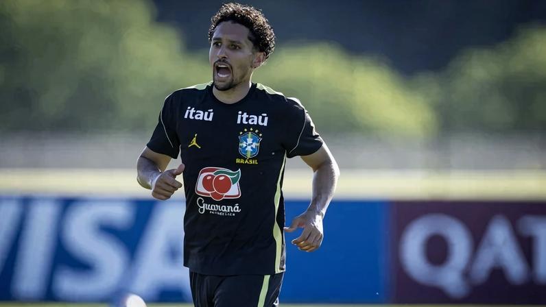 Marquinhos amargou derrota do PSG por 3 x 0 para o Chelsea na Copa do Mundo de Clubes do ano passado depois de o time inglês abrir 3 x 0 no primeiro tempo no calor do MetLife Stadium, em New Jersey - (crédito: Ira L. Black/Getty Images via AFP)