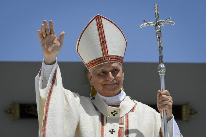 As primeiras palavras de Leão XIV, em 8 de maio de 2025, já indicavam o tom que marcaria o pontificado - (crédito: SIMONE RISOLUTI / VATICAN MEDIA / AFP)
