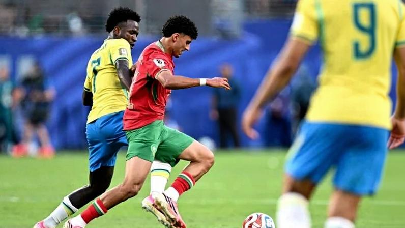 Vini Jr., autor do gol brasileiro na partida de sábado (13/4), escreveu seu nome em uma lista reservada a protagonistas de diferentes gerações - (crédito: Jewel SAMAD / AFP)