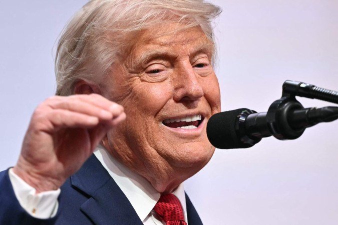 Nos Estados Unidos, a imprensa criticou duramente o memorando de entendimento, que oferece enormes vantagens financeiras ao Irã, sem exigir o desmantelamento de sua infraestrutura nuclear - (crédito: AFP)