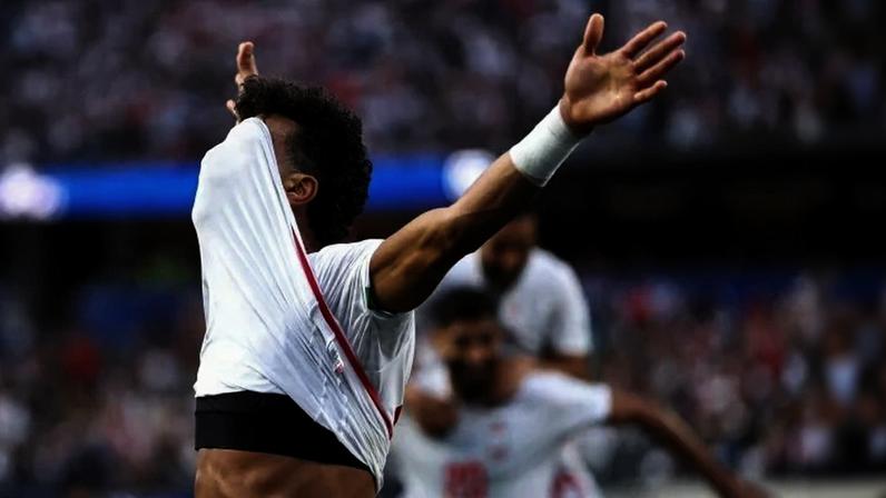 O lateral Ramin Rezaeian foi um dos destaques da campanha iraniana, com dois gols e uma assistência - (crédito: Getty Images via AFP)