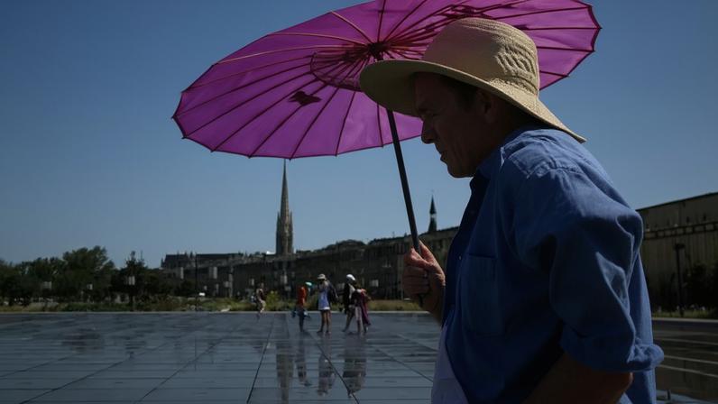 França registrou a madrugada mais quente de sua história nesta semana - (crédito: AFP)