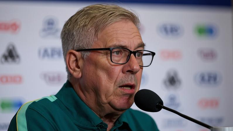 O técnico italiano do Brasil, Carlo Ancelotti, concede entrevista coletiva no Miami Stadium. - (crédito: AFP)