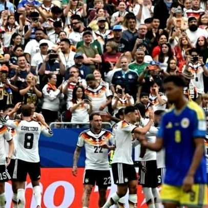 Jogadores da Alemanha e Curaçao rezam juntos após goleada de 7 a 1