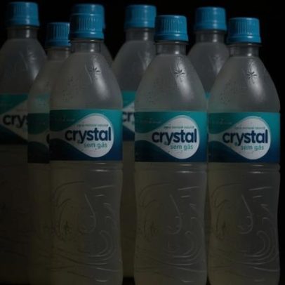 Água Crystal: fabricante orienta consumidores após detecção de bactéria