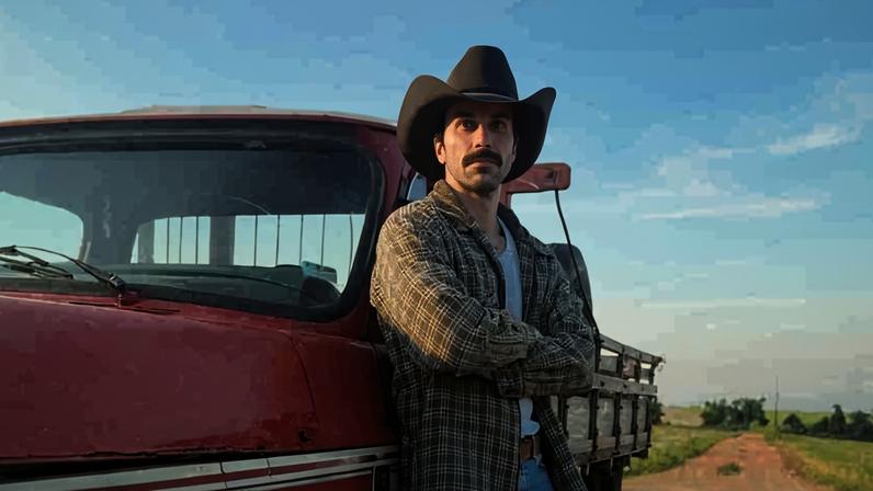 Lucas Drummond em Apenas coisas boas, filme - (crédito: Larry Machado/Divulgação)
