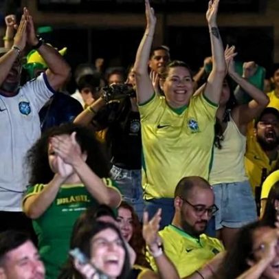 Bar do Toinzinho reúne amigos na praça do Guará