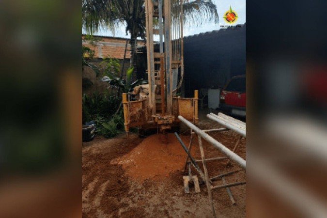 Diante do crime ambiental, a polícia apreendeu o maquinário utilizado na perfuração - (crédito: Divulgação/PMDF)