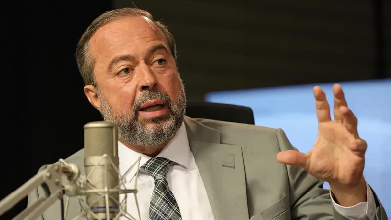 "Medida necessária para que a gente possa ter o menor impacto possível no Brasil", justifica Silveira - (crédito: Fabio Rodrigues-Pozzebom/ Agência Brasil)