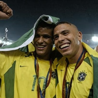 New York Times aponta camisa do Brasil de 2002 entre as piores Copas