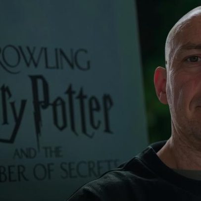 Soldado ucraniano recita de memória Harry Potter para ajudar colegas de cela