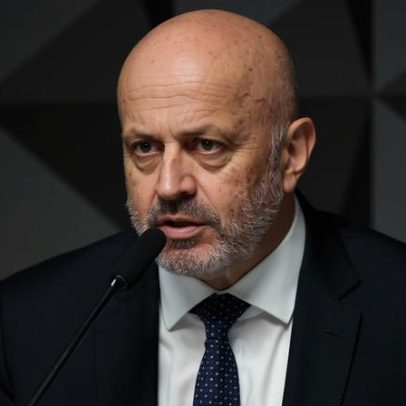 Mendonça cobra explicação sobre pressão a Careca do INSS na Papuda
