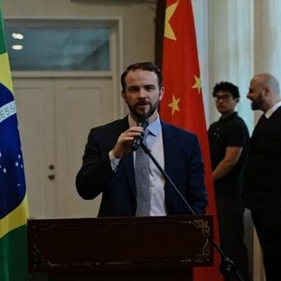 Governo mira ampliar restrições às apostas após polêmica na CazéTV