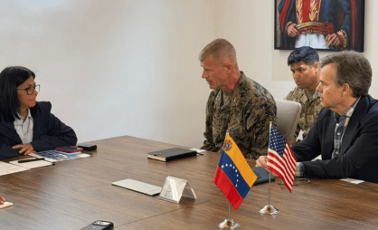 A presidente interina da Venezuela, Delcy Rodríguez se reúne com autoridades dos EUA para coordenar ajuda em meio aos terremotos que atingiram o país