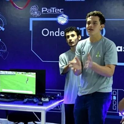 Trampolim para o mundo digital engaja alunos de escolas públicas