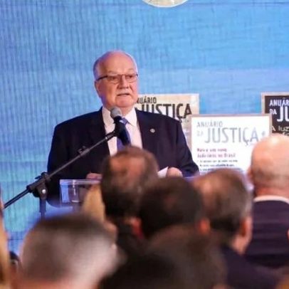Fachin critica ingerência externa sobre instituições brasileiras