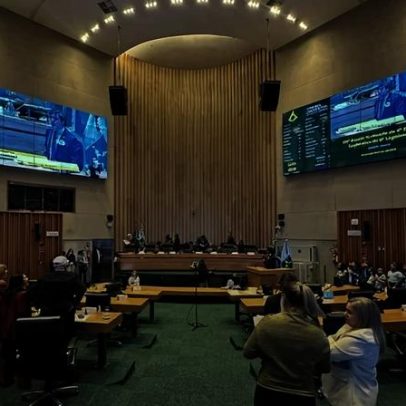 CLDF aprova projeto que beneficia carreira em Políticas Públicas