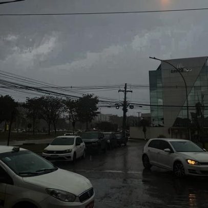 Temporal complica trânsito em vias da Asa Norte e Sudoeste nesta sexta