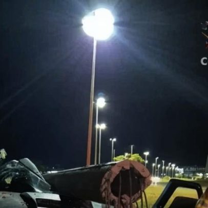 Motorista colide veículo contra poste na BR-070 nesta segunda-feira (22/6)