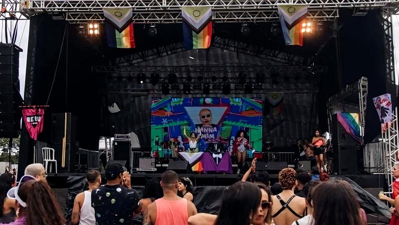 Hanna Amim no bloco Rebu - (crédito: Divulgação )