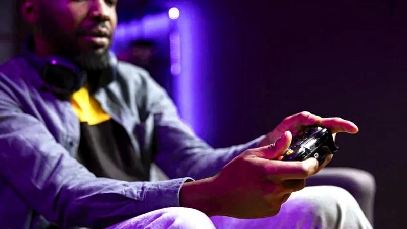 Videogames promovem benefícios que vão muito além da diversão, ajudando também adultos a lidar com a solidão, desafios e com as próprias emoções - (crédito: DC Studio no Magnifc )