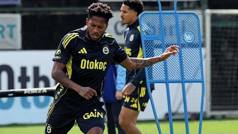 Fred ironiza especulações e mantém portas abertas para voltar ao Atlético - (crédito: Foto: Divulgação/Fenerbahçe)