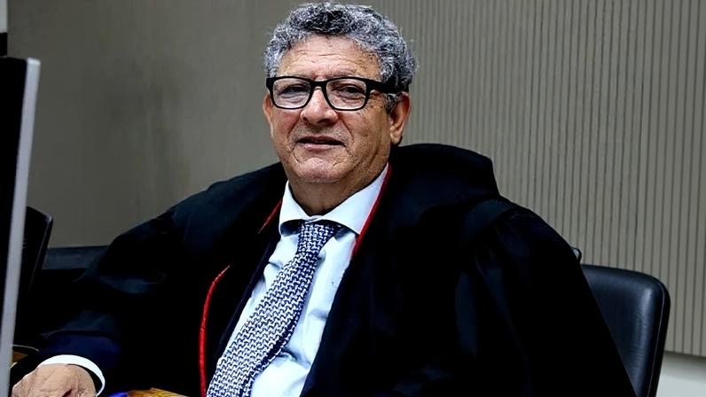 Desembargador Dirceu dos Santos. - (crédito: TJ-MT)