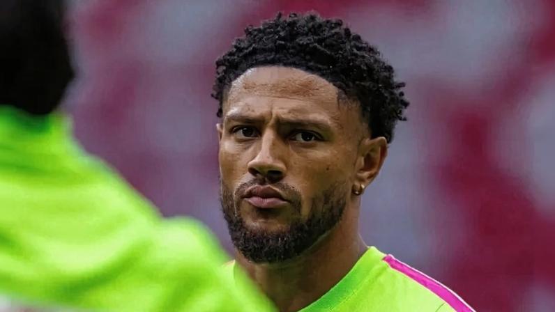 Nascido na Alemanha e filho de pai nigeriano, o goleiro construiu sua trajetória atuando em clubes importantes do continente. Atualmente, defende a Udinese, tradicional equipe da primeira divisão italiana - (crédito: Reprodução/Instagram/@madukaokoye)