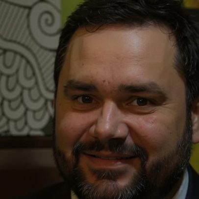 Poeta Diego Mendes Sousa lança livro no Beirute nesta quarta