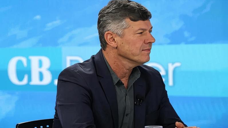 Valter Casimiro, secretário de Obras e Infraestrutura do DF, é o entrevistado do CB.Poder desta segunda-feira (1º/6) - (crédito: Davi Pereira CB/D.A Press)