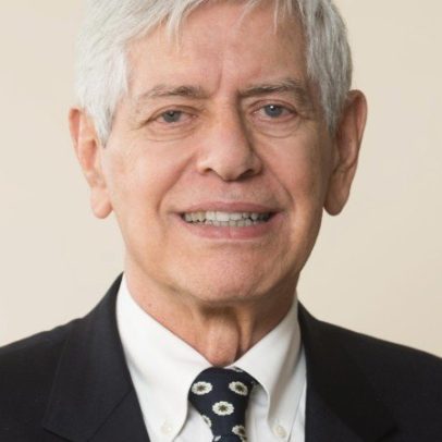 Direitos de envelhecer com dignidade em debate público